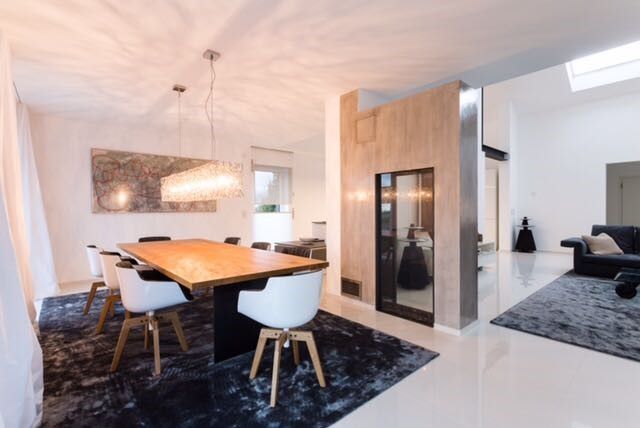 Dining area in the multi-family residence in Langen